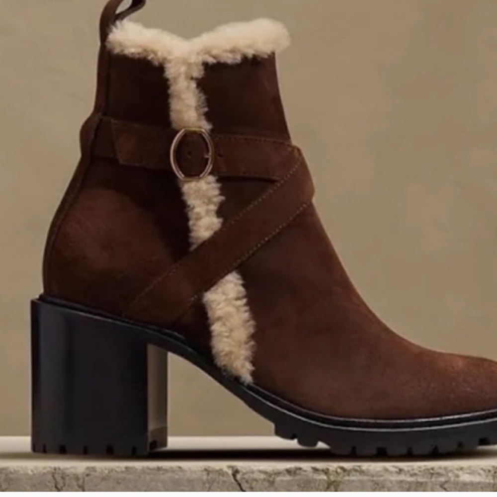 Banana Republic Stella Shearling Boots